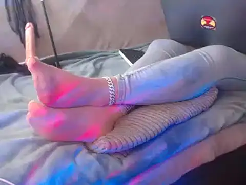 GoddessMonicaNylon online show from October 16, 4:37 am