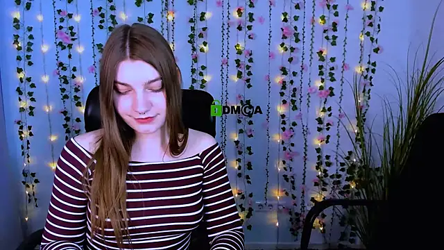 pure radiance1 online show from October 9, 1:15 pm