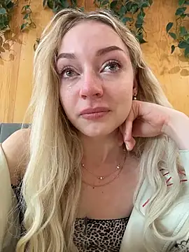 melissa grr online show from July 8, 2:08 pm