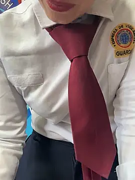 Alysson-- online show from November 29, 3:16 pm