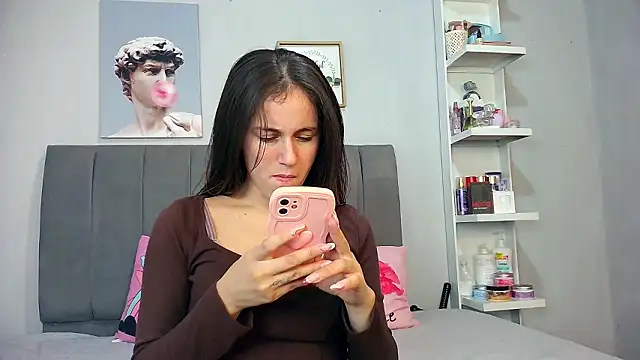 naughtyloverss online show from February 3, 3:06 pm