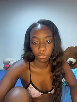 Khenta Michells online show from October 26, 12:00 pm