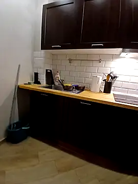 KeithTown online show from December 2, 8:48 am