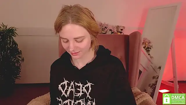 MirraBellanta online show from March 24, 3:12 am