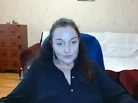 Alice3694 online show from June 3, 5:52 am