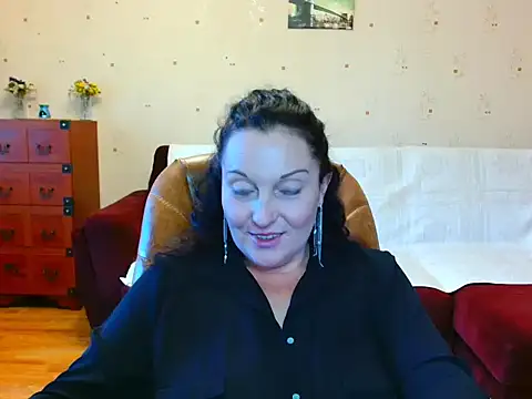 Snapshot of Alice3694 chatting on September 28, 6:53 am Alice3694 online show from September 28, 6:53 am