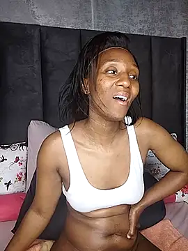 Snapshot of Lucy_Blacksilk chatting on October 4, 11:42 pm Lucy Blacksilk online show from October 4, 11:42 pm
