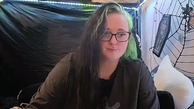 Bunny Cummings online show from February 24, 11:25 pm