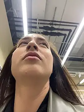 Holly Play online show from October 30, 9:11 am