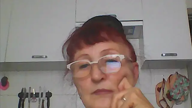 Snapshot of TanyaSweet634 chatting on September 22, 6:01 am TanyaSweet634 online show from September 22, 6:01 am
