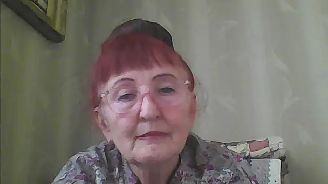 Snapshot of TanyaSweet634 chatting on September 26, 6:11 am TanyaSweet634 online show from September 26, 6:11 am