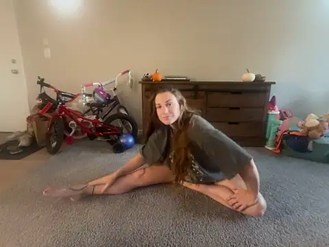 MissSwitch online show from September 26, 11:30 am