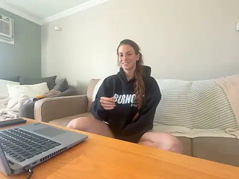 MissSwitch online show from September 29, 12:43 pm