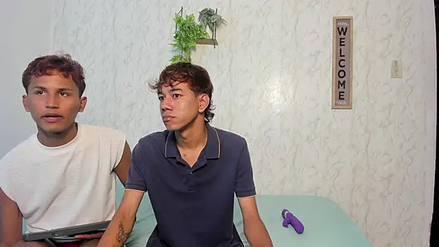 boys yourparty online show from April 5, 1:15 am