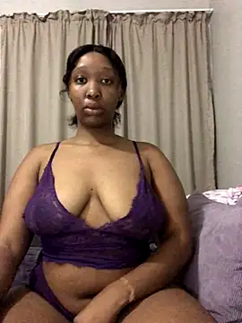 Snapshot of Sexyass242 chatting on September 16, 7:00 pm Sexyass242 online show from September 16, 7:00 pm
