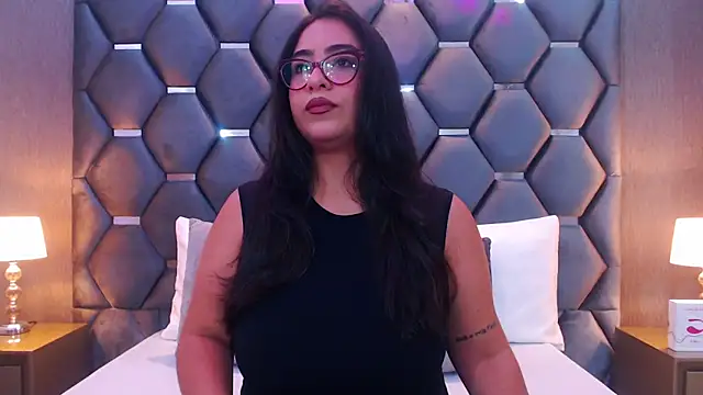 DevonPiers online show from April 9, 12:10 pm