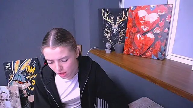 MissOliviaa  online show from November 15, 8:04 am