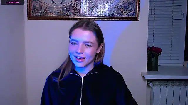 MissOliviaa  online show from December 19, 2:20 pm