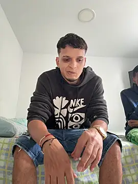 ArturoDelgado1 online show from March 27, 5:13 pm