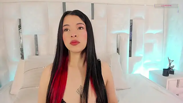 im nika  online show from February 3, 12:21 pm