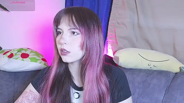 cherrybom969 online show from July 14, 12:55 am