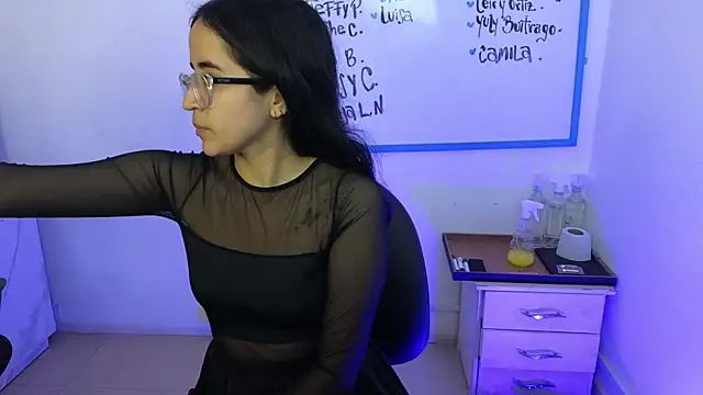 Mia Fischer online show from March 31, 12:27 pm