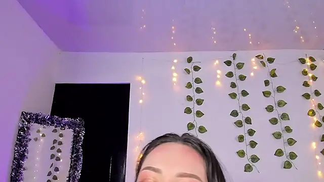 JanneKim online show from February 8, 1:15 pm