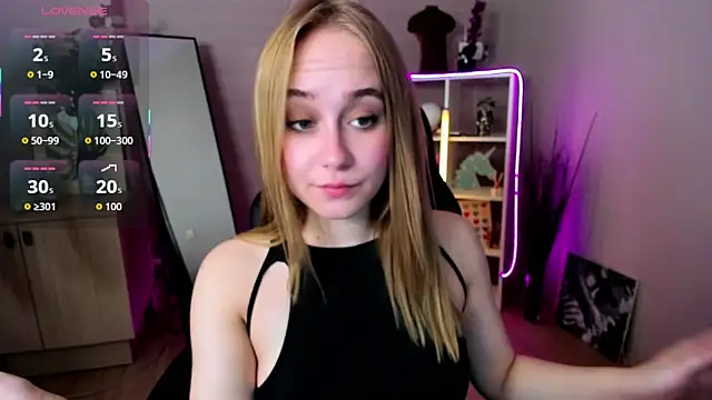 LianaBright online show from June 7, 2:07 am
