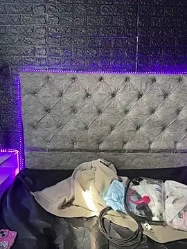 Paloma  LS online show from April 4, 2:16 pm