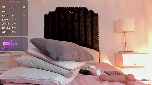 samanta william online show from December 3, 3:53 am