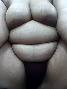 A Roy 06 online show from April 8, 11:12 am