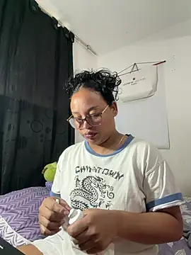 angela angels  online show from April 12, 3:04 pm