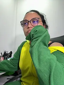 angela angels  online show from October 3, 5:01 am