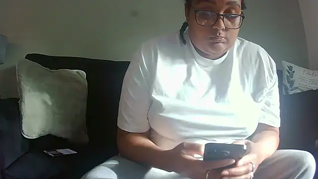 vanilla chocolate23 online show from October 9, 2:32 pm