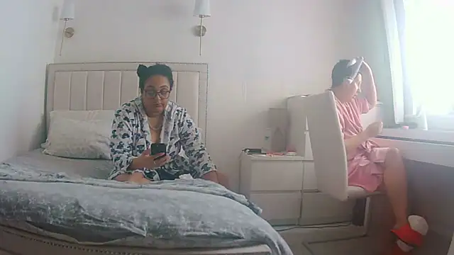 vanilla chocolate23 online show from April 11, 11:58 am