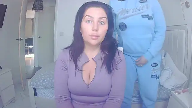 vanilla chocolate23 online show from February 25, 12:48 pm