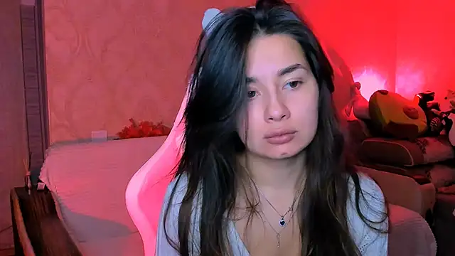 Snapshot of Swee_Alicee chatting on October 10, 7:52 pm Swee Alicee online show from October 10, 7:52 pm