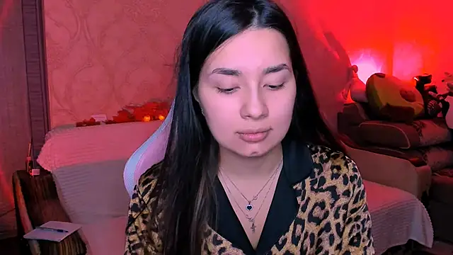 Snapshot of Swee_Alicee chatting on October 6, 8:02 pm Swee Alicee online show from October 6, 8:02 pm