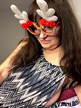 ZaraFay online show from January 14, 8:25 pm