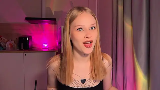 lisa barbie online show from March 23, 4:13 pm