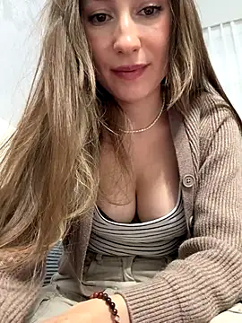 viviandaimond1 online show from October 9, 8:02 pm