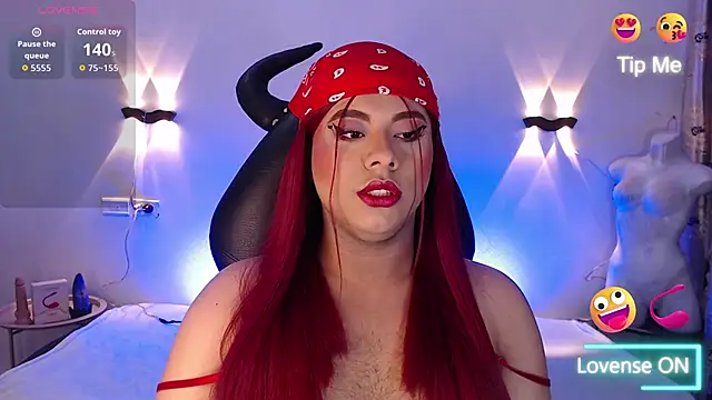 Emili Roux online show from November 29, 1:04 pm