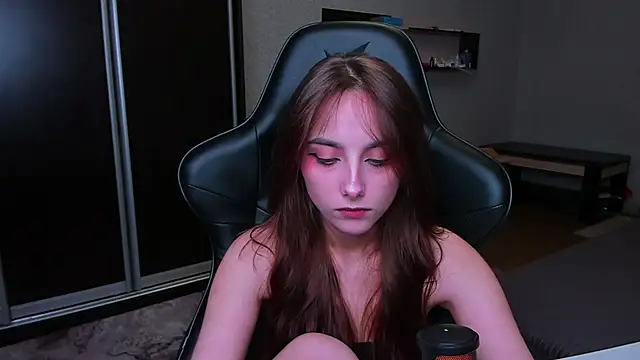 SilverDream online show from April 26, 10:40 pm