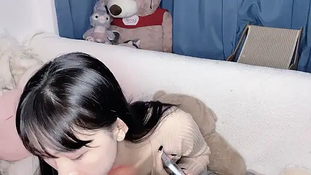 Lili-2 online show from November 19, 1:55 pm