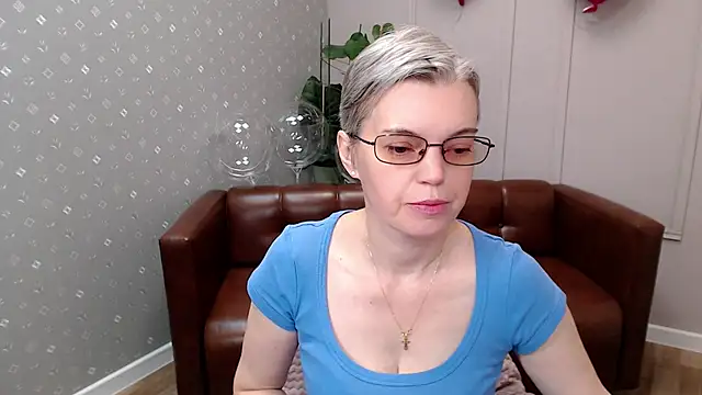 Cutie Erikaa1 online show from February 13, 2:13 am