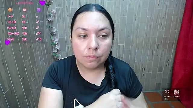 solyeria online show from November 4, 6:13 pm