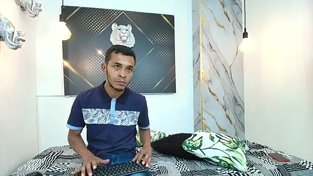 JordanAndAndrew online show from November 24, 8:55 pm