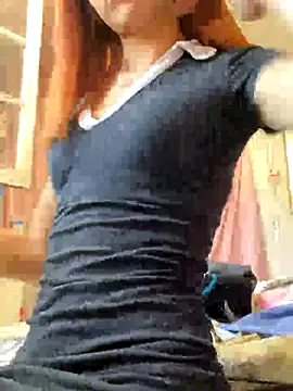 kittyprettybby online show from December 2, 4:09 pm