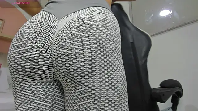 evelin leroy online show from March 24, 12:10 pm