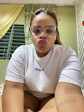 Evabigass online show from November 12, 12:19 am